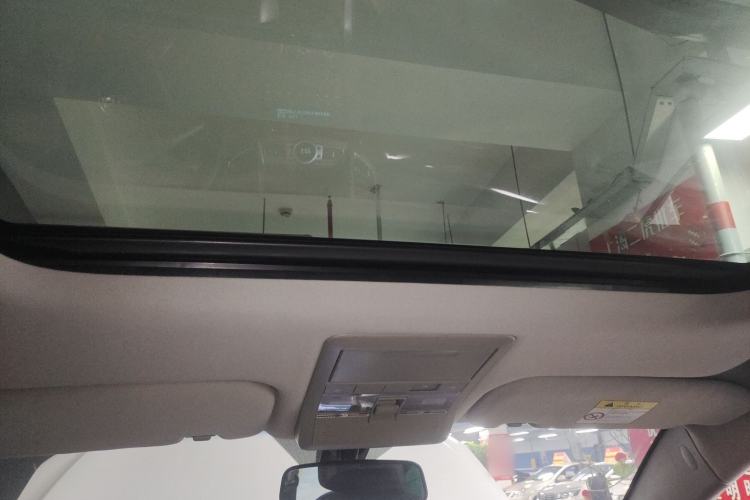 Used Chevrolet Captiva 2014 2.4L Two-Wheel Drive Urban Version 7 Seats
