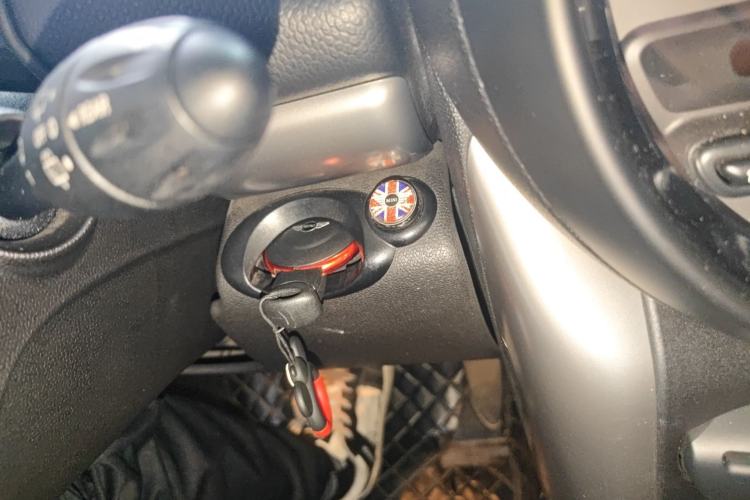 Used MINI Countryman 2014 1.6T COOPER ALL4 Fun Interior 1