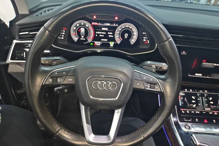 Used Audi Q7 2021 55 TFSI quattro S line Sport model