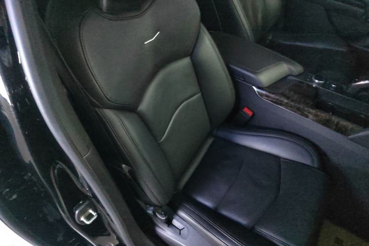 Used Cadillac CT6 2022 28T Luxury Edition Right Front Seat