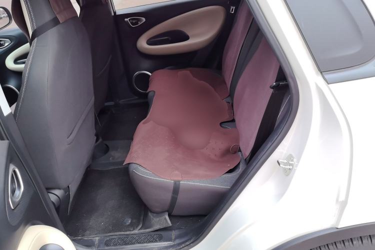 Used Wuling Bingo 2024 203km Light Edition Left Rear Seat