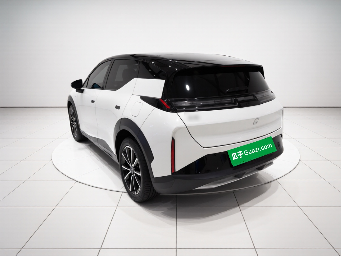 Zeekr X 2023 Rear-Drive YOU Edition 4 Seats — снимка 4