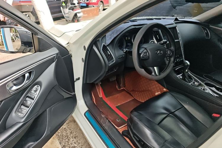 Used Infiniti Q50L 2018 2.0T Comfort Edition China VI Standard Driver Seat