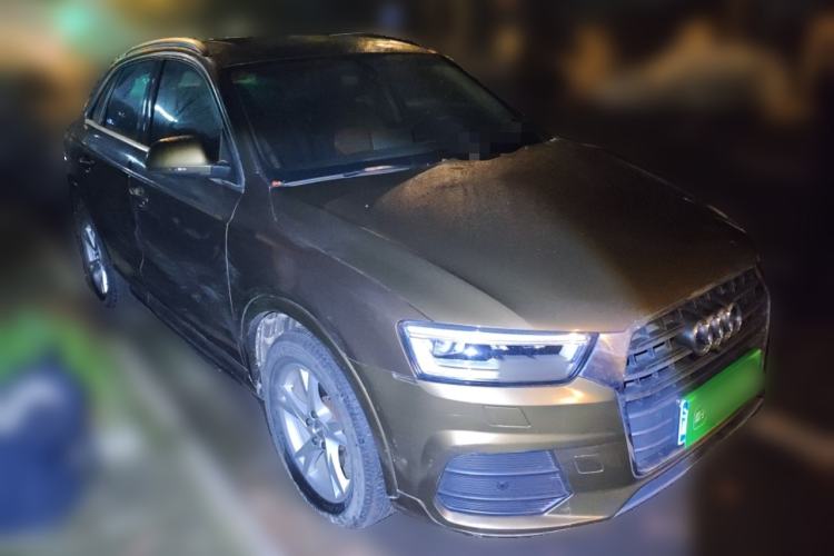 Used Audi Q3 2018 30th Anniversary Edition 30 TFSI Fashion Model Front Right 45 Deg