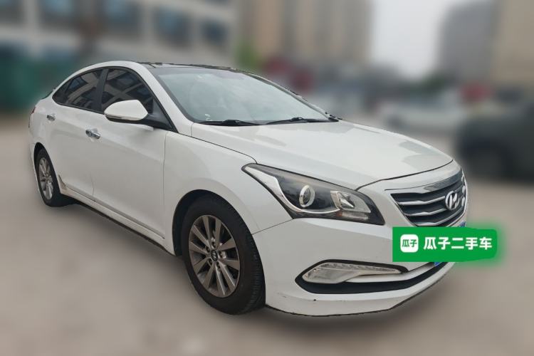 Used Hyundai Mistra 2014 1.8L Automatic Smart GLS Front Right 45 Deg