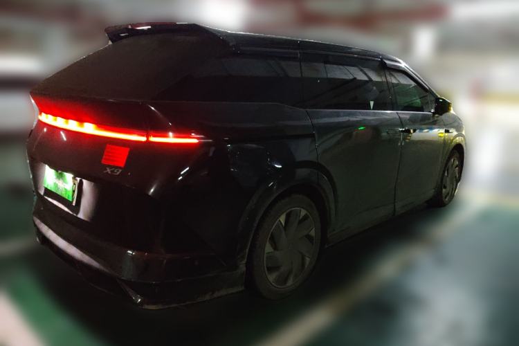 Used XPeng X9 2024 702 Ultra-Long Range Pro