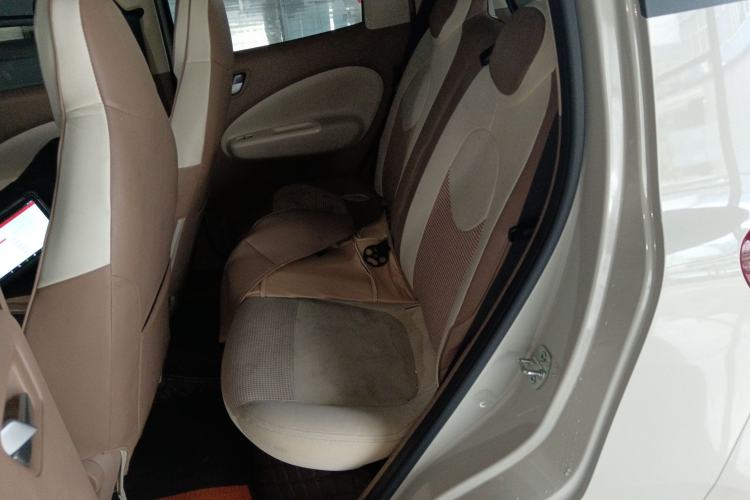 Used Wuling Hongguang MINIEV 2025 Four-Door Version Zhenxiang+ Edition Left Rear Seat