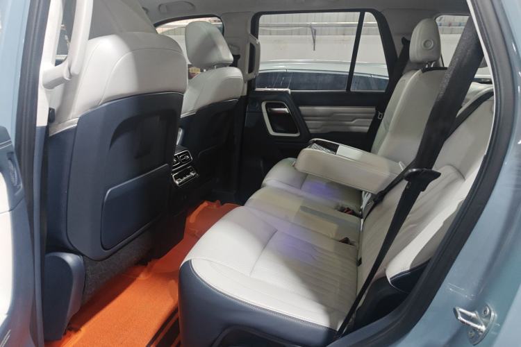 Used BAIC Off-Road BJ60 2022 2.0T May Day Edition Seven Seats
