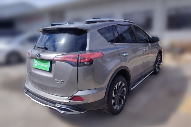 Used Toyota RAV4 2016 2.5L Automatic 4x4 Elite Edition
