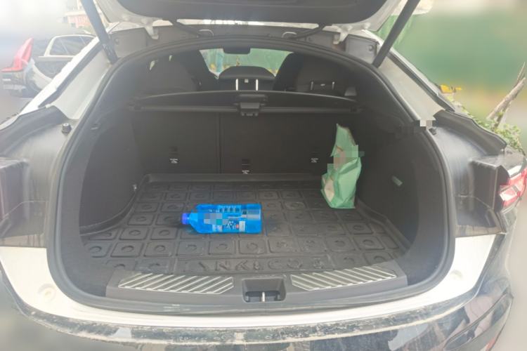 Used Lynk & Co 05 2022 2.0TD Four-Wheel Drive Dynamic Halo