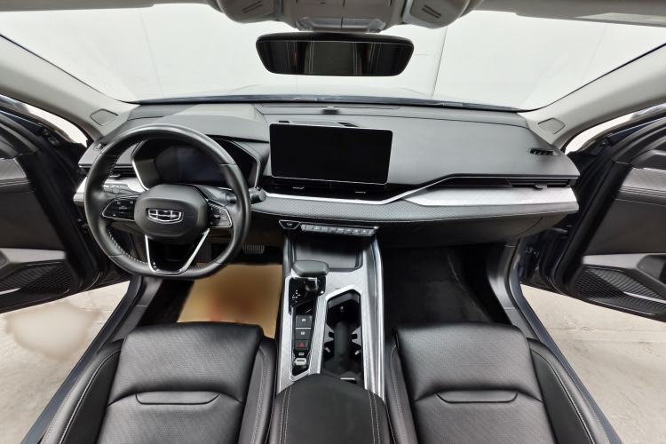 Used Geely Auto Preface 2021 2.0TD Luxury Version Interior 3