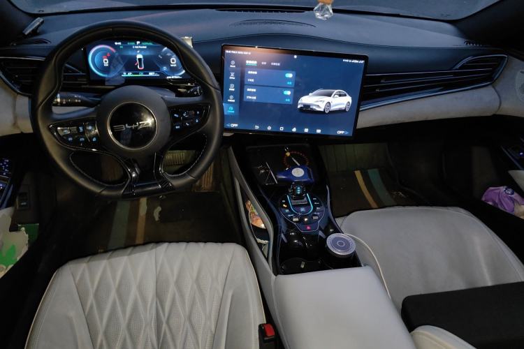 Used BYD Seal 2022 550 km Standard Range Rear-Wheel Drive Prestige Version
