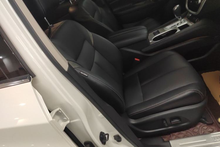 Used Nissan Murano 2021 2.5L XL Two-Wheel Drive Smart Connect Luxury Edition Right Front Seat