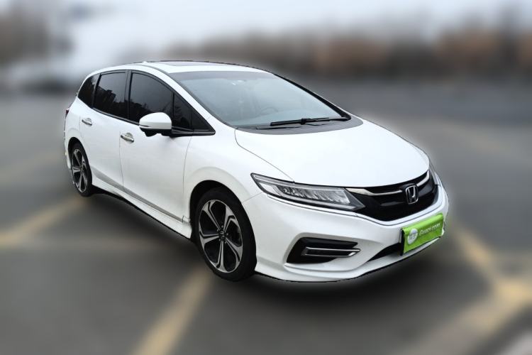 Used Honda Jade 2017 210 TURBO CVT Luxury Edition 5 Seats Front Right 45 Deg