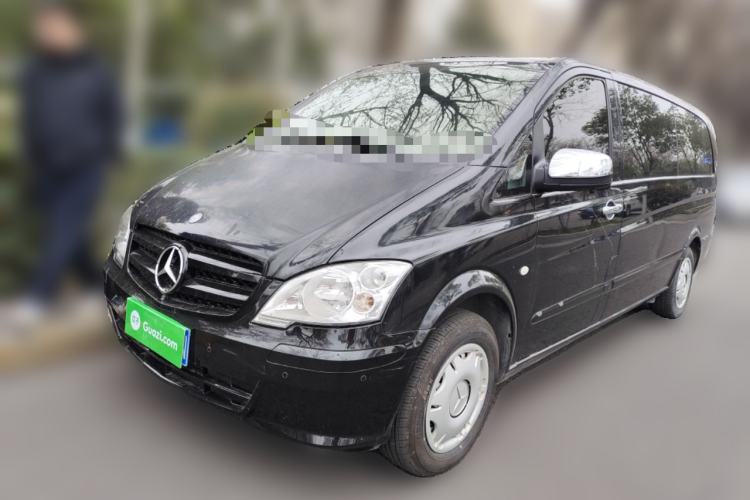 Used Mercedes-Benz Vito 2011 2.5L 7-seater executive version