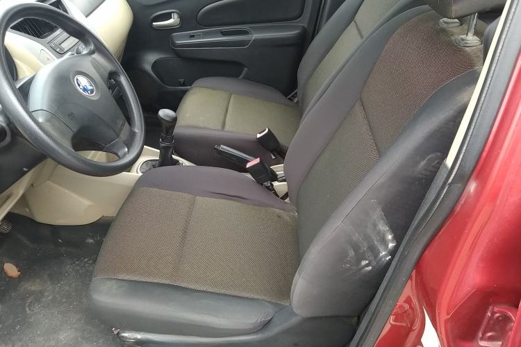 Used Venucia R50 2015 1.6L Manual Fashion Edition