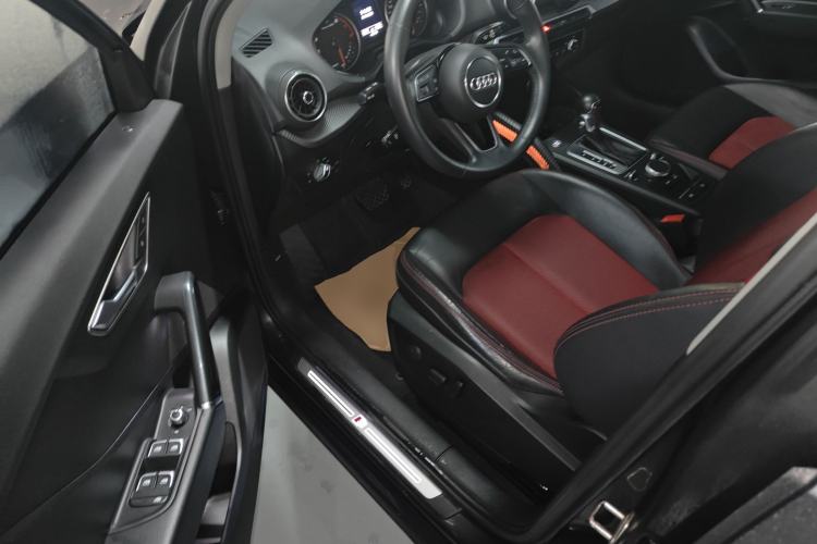 Used Audi Q2L 2021 35 TFSI Fashion Dynamic Model Driver Seat