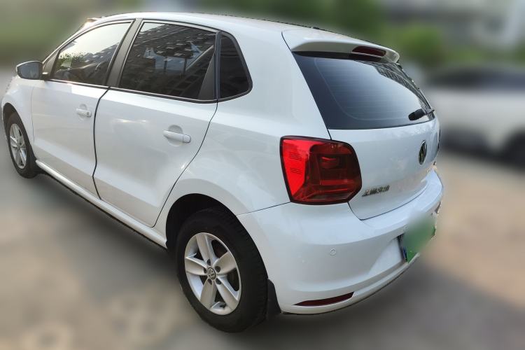 Used Volkswagen Polo 2014 1.4L Manual Fashion Edition
