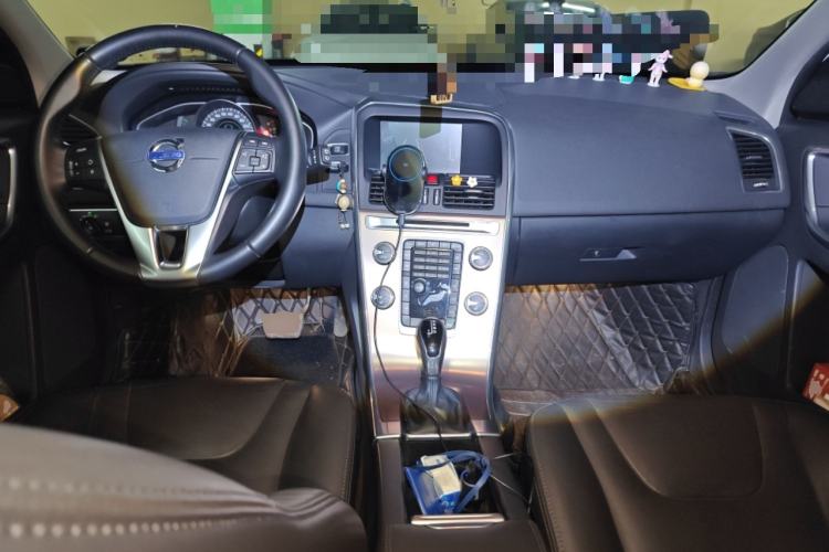 Used Volvo XC60 2017 T5 Smart Upgrade Edition