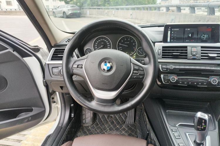 Used BMW 3 Series 2019 320Li Fashion Model
