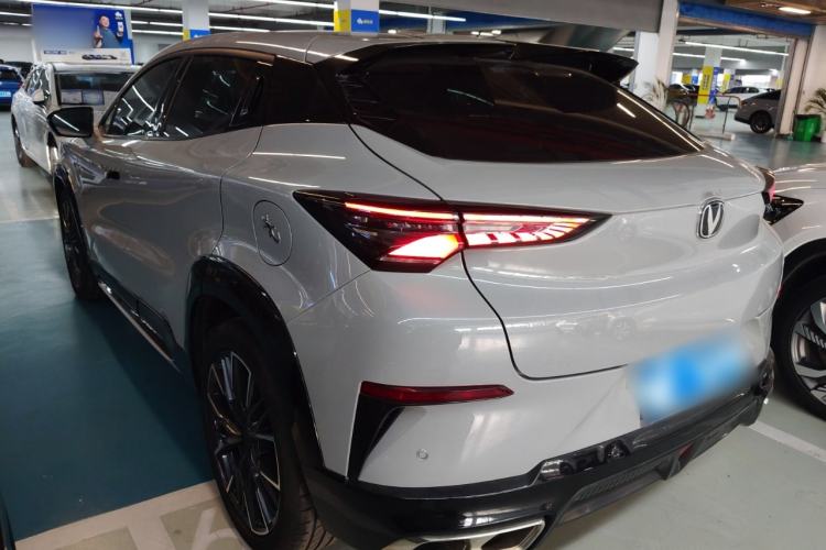 Used CHANGAN UNI-T 2023 Second-Generation 1.5T Prestige Model
