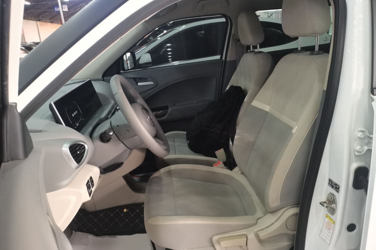 Used ORA White Cat 2020 305 km Luxury Version Left Front Seat