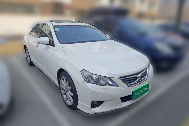 Used Toyota Reiz 2010 2.5V Fashion Elite Edition Front Right 45 Deg