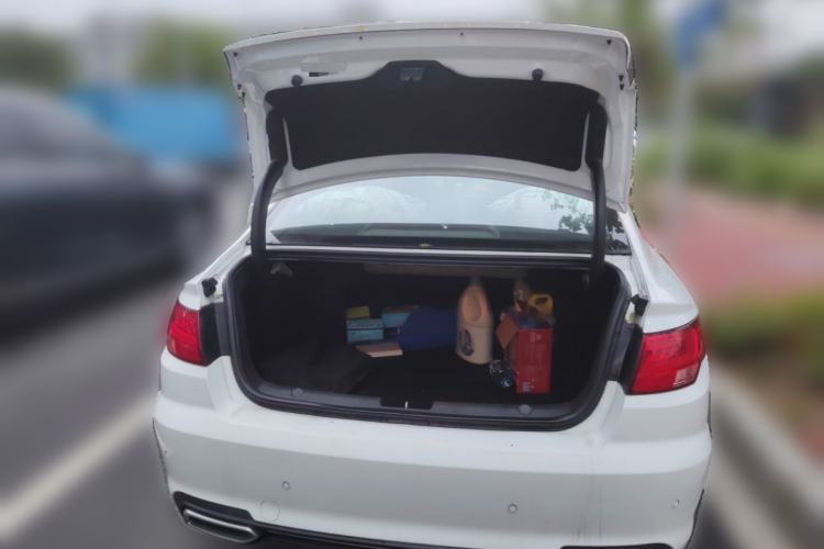 Used Geely Auto Emgrand GL 2018 1.4T DCT Elite Smart Connectivity Version
