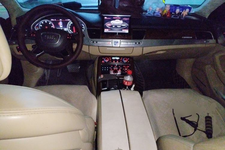 Used Audi A8 2011 A8L 3.0 TFSI quattro Luxury Edition (213kW) Center Console