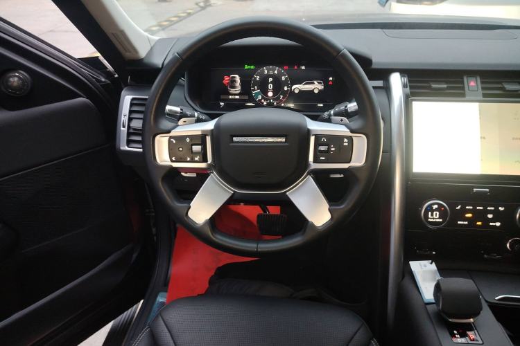 Used Land Rover Discovery 2021 300PS S
