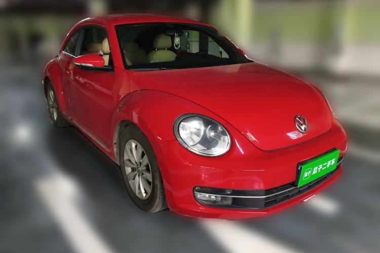 Used Volkswagen Beetle 2013 1.4TSI Fashion Edition Front Right 45 Deg