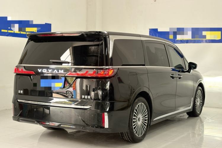 Used VOYAH Dream 2025 PHEV Four-Wheel Drive Prestige Kunpeng Edition