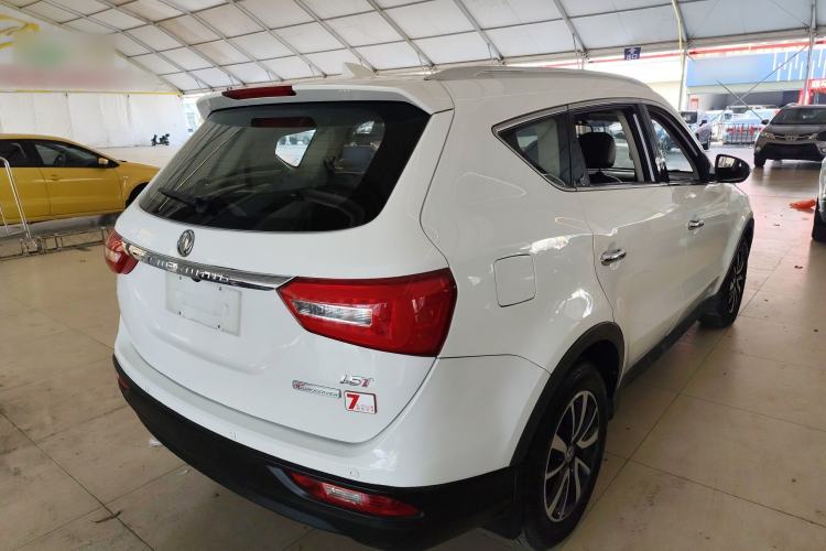 Used Dongfeng Fengon 580 2017 1.5T Manual Luxury Model