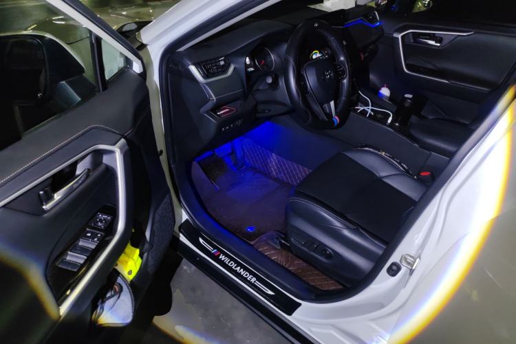 Used Toyota Wildlander 2022 2.0L CVT Two-Wheel Drive Luxury PLUS Edition