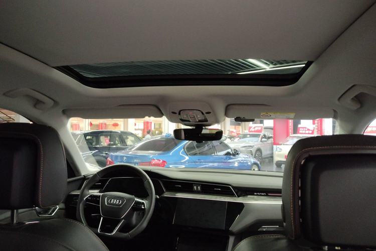 Used Audi e-tron 2021 50 quattro Prestige Edition