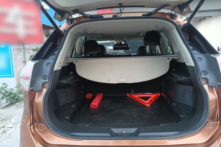 Used Nissan X-Trail 2014 2.5L CVT Luxury Edition 4WD