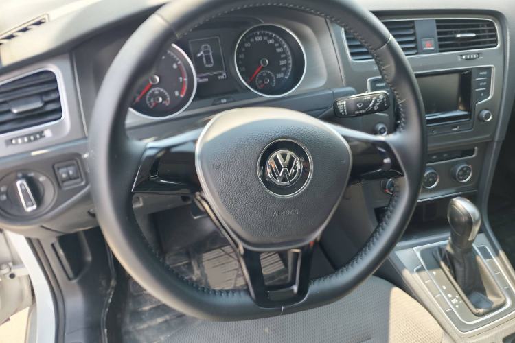 Used Volkswagen Golf 2016 1.6L Automatic Comfort Model