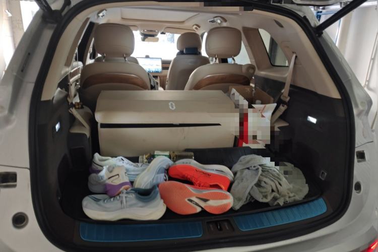 Used Hima AITO M7 2024 1.5T Intelligent Driving Rear-Drive Max Edition 6 Seats
