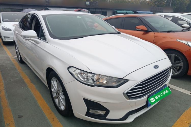 Used Ford Mondeo 2020 EcoBoost 180 Stylish Model Front Right 45 Deg