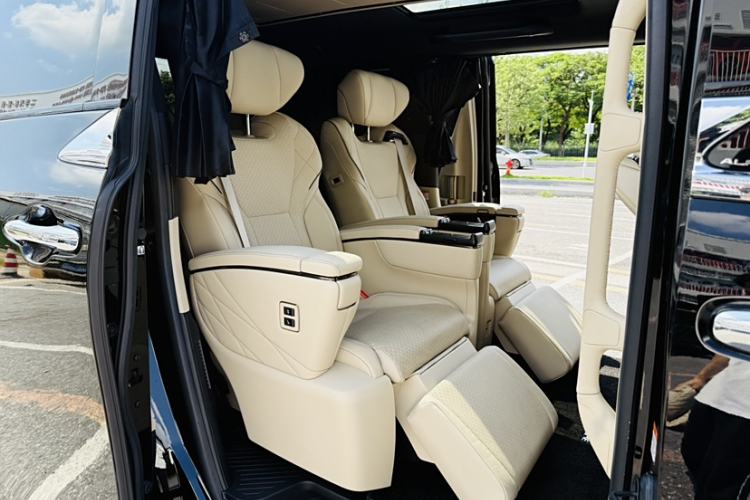 Used Toyota Alphard 2024 Dual-Engine 2.5L Prestige Edition
