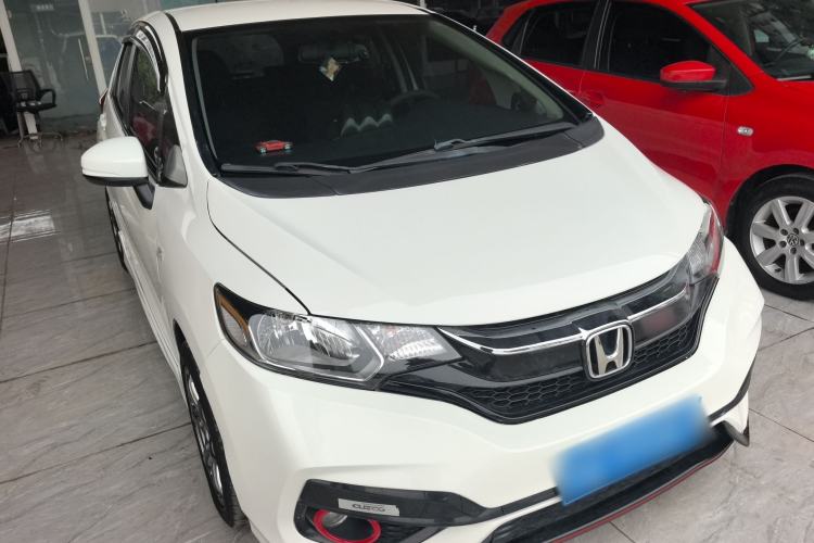 Used Honda Fit 2018 1.5L Manual Comfort Version
