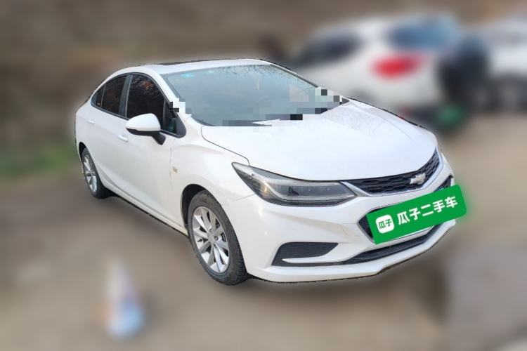 Used Chevrolet Cruze 2018 320 Automatic Pioneer Sunroof Edition
