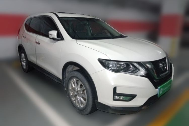 Used Nissan X-Trail 2017 2.0L CVT Comfort Edition 2WD Front Right 45 Deg