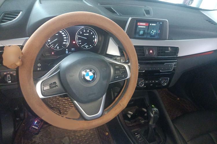 Used BMW X1 2019 sDrive20Li Leading Model Center Console