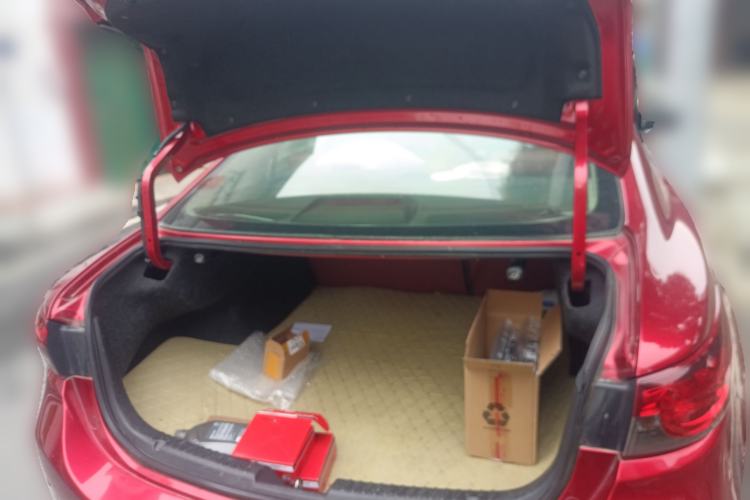 Used Mazda Atenza 2015 2.0L Blue Sky Luxury Edition
