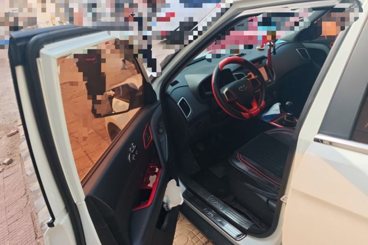 Used Hyundai ix25 2015 1.6L Manual Two-Wheel Drive Fashionable GS Model Driver Seat