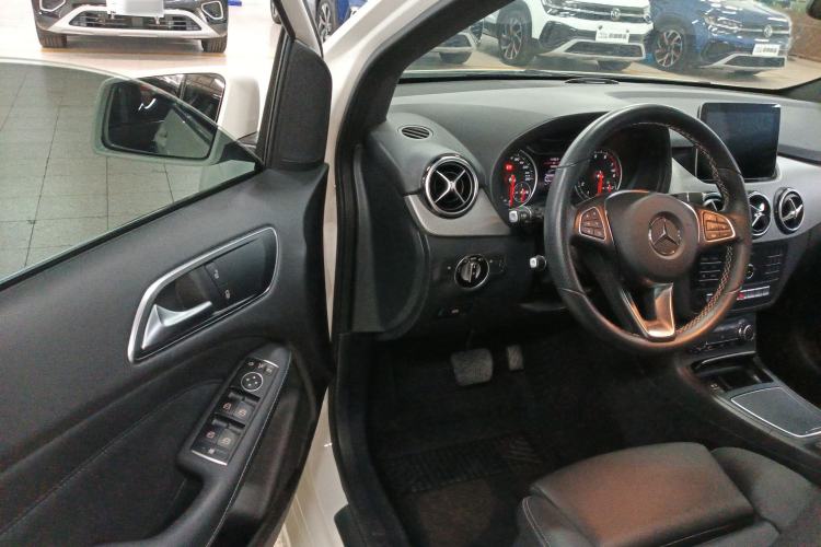 Used Mercedes-Benz B-Class 2018 B 200 Sport Edition