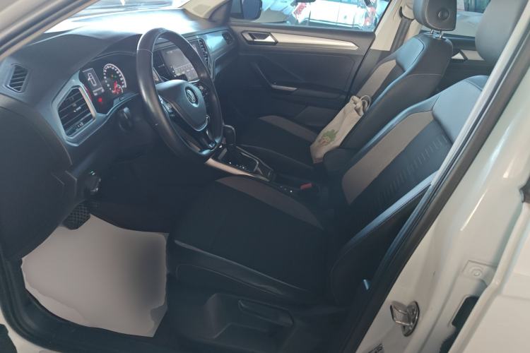 Used Volkswagen T-ROC 2018 230TSI DSG Two-Wheel Drive Advanced Version China V Standard