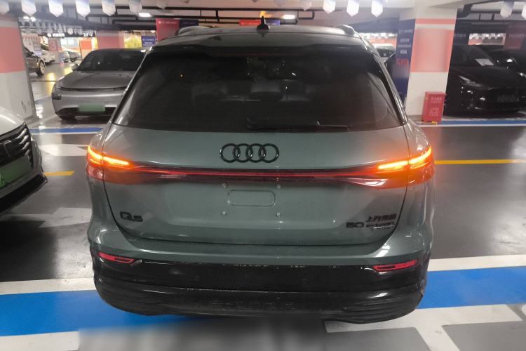 Used Audi Q5 e-tron 2022 40 e-tron Starlight Edition Mech Kit
