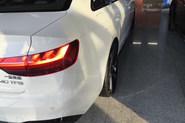 Used Audi A4L 2025 2 Million Units Enjoyment Version 40 TFSI Luxury Dynamic Edition